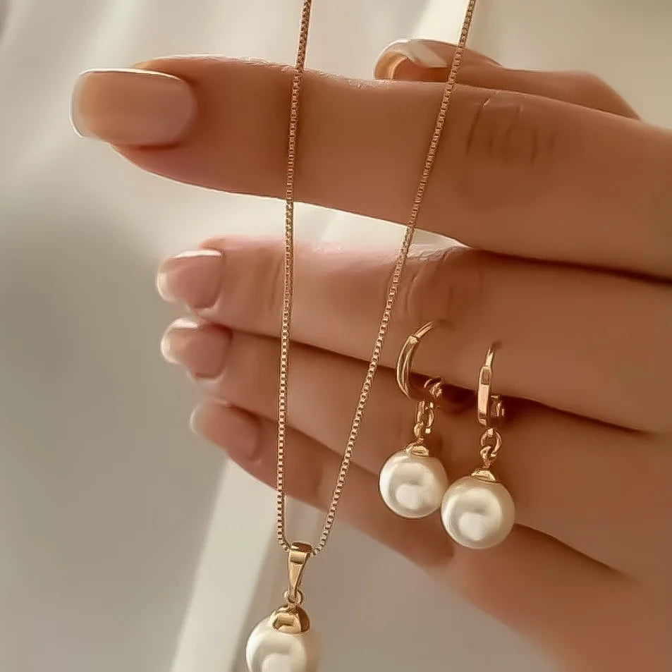 Vintage Interlocking Jewelry Set
