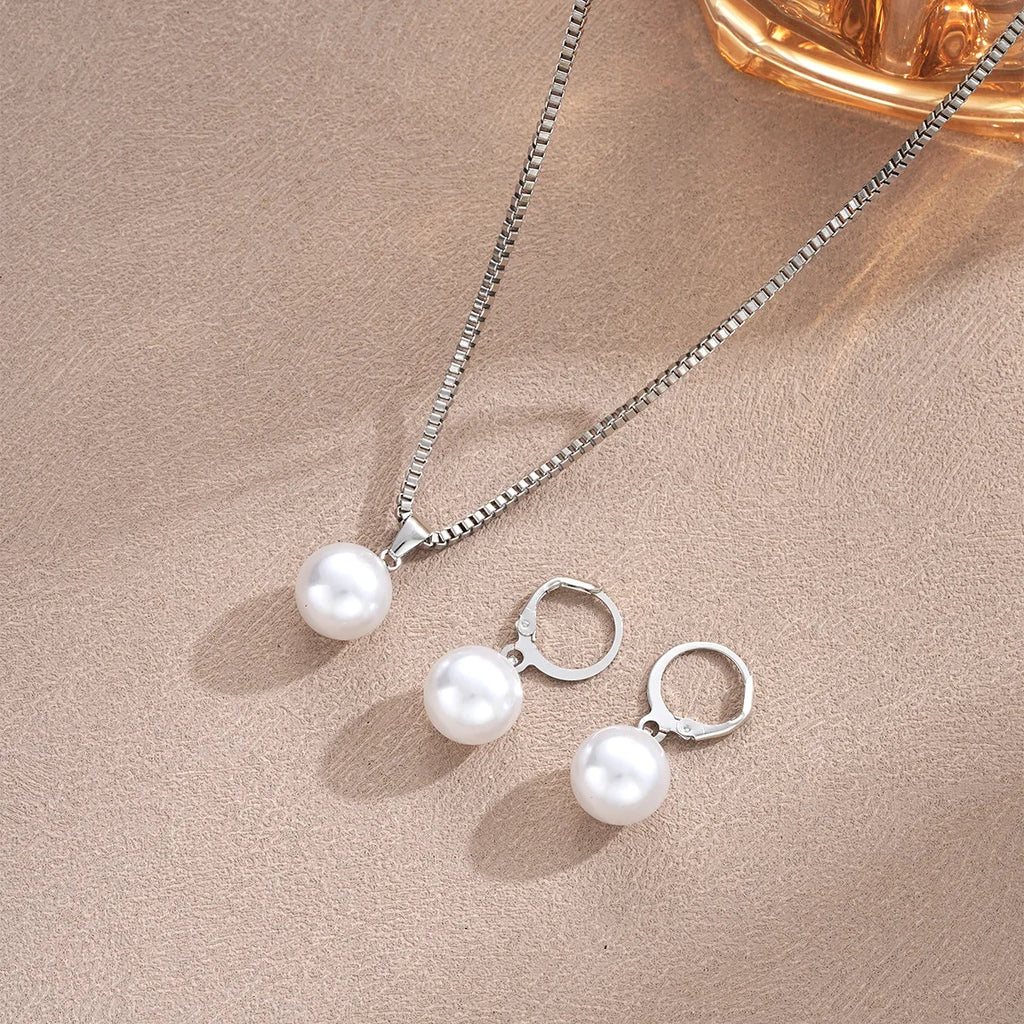 Vintage Interlocking Jewelry Set