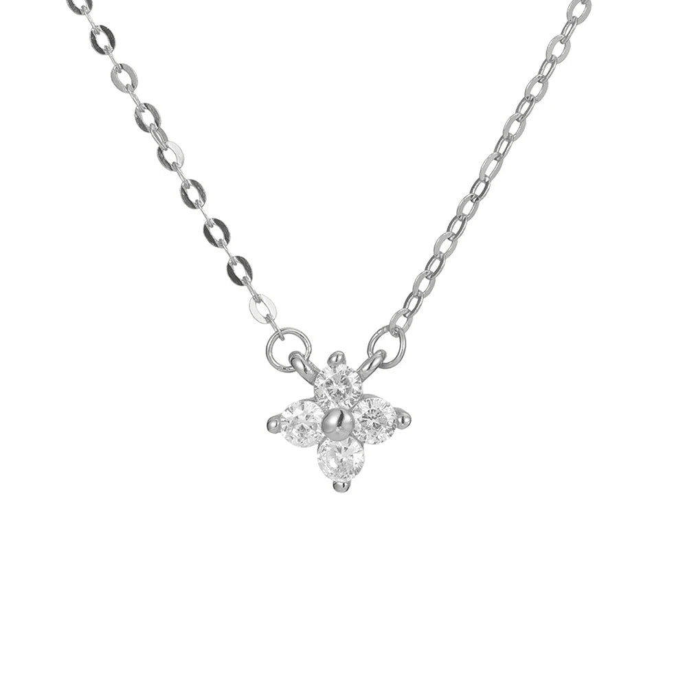 Dainty Emerald Clover Necklace