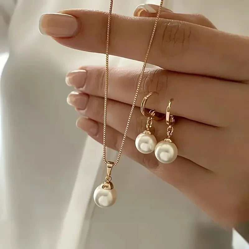 Vintage Interlocking Jewelry Set